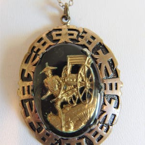 Vintage Asian Style Glass Pendant Necklace