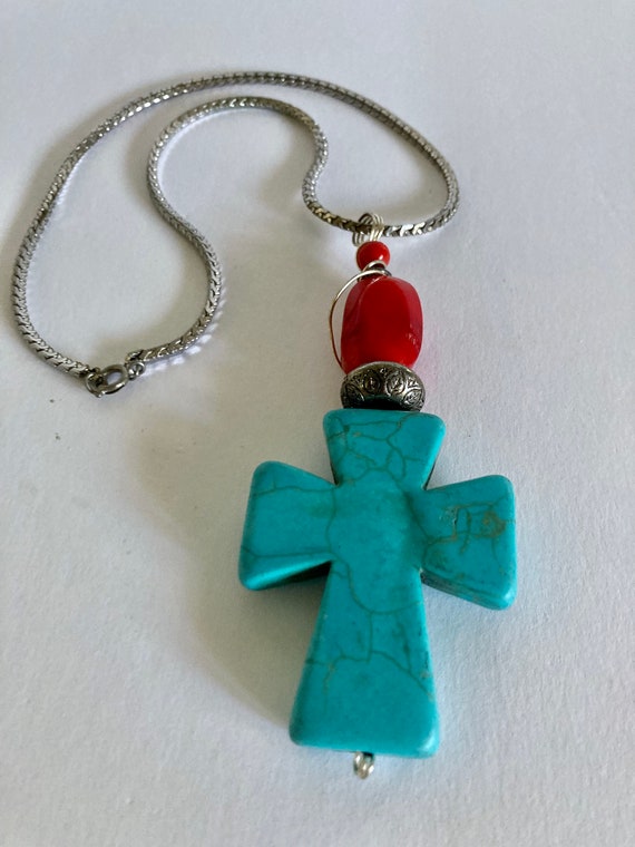 Vintage Faux Turquoise and Coral Pendant Necklace - image 5