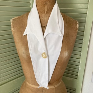 Vintage White Cotton Ladies Dress Collar