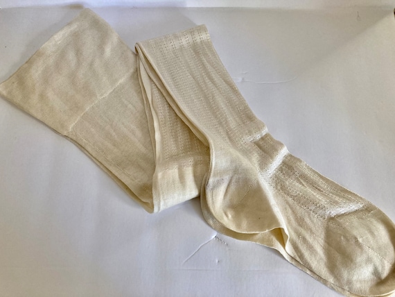 Antique Edwardian Creamy White Ladies Silk Patter… - image 3