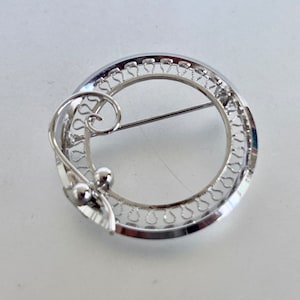 Vintage Sterling Silver Circle Pin Brooch