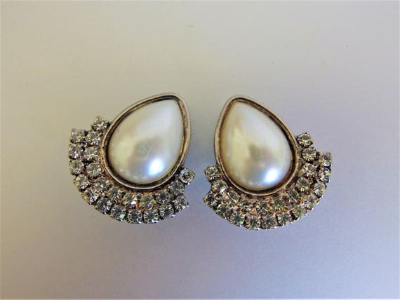 Vintage Designer Rhinestone Faux Pearl Teardrop E… - image 6