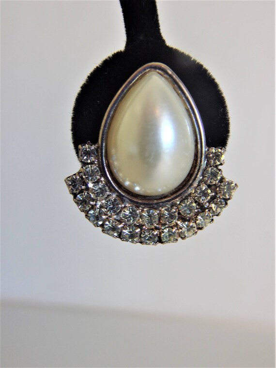 Vintage Designer Rhinestone Faux Pearl Teardrop E… - image 5