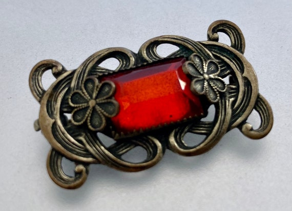 Vintage 1930's Art Deco Red Glass Brooch - image 1