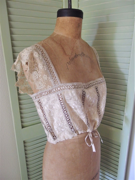 Vintage 1990's Ladies Lace Camisole Top