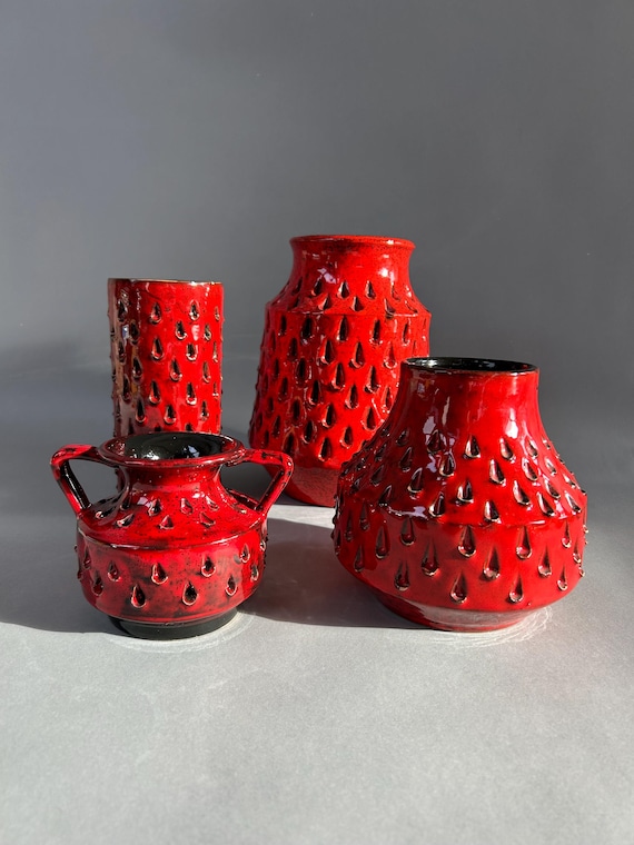 イタリア陶器　FRATELLI FANCIULLACCI　ミッドセンチュリー FRATELLI FANCIULLACCI 赤いイチゴの花瓶、ミッドセンチュリー