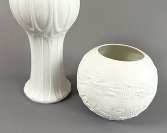 HUTSCHENREUTHER の白い素焼き磁器の花瓶、80年代のデザイン、ヴィンテージ、レトロなインテリアデザイン、1970年代、ドイツ、ギフトコレクション