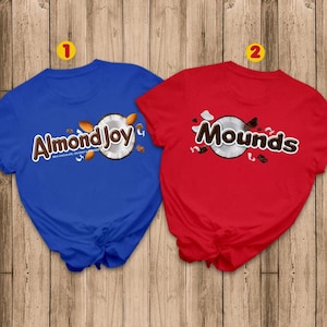 Candy Bar Paar Halloween Shirt _ Almond Joy und Mounds Passend zu Seinem und Ihrem Candy Bar Halloween Shirt_ Passende Paar Halloween Kostüm für Erwachsene