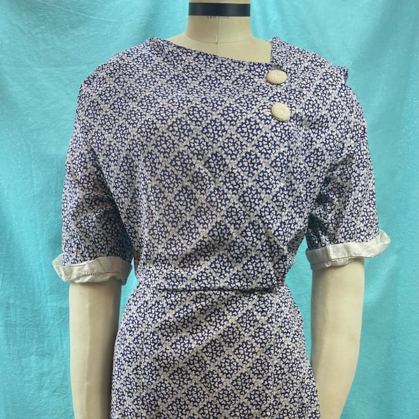 1930s W:44 L’Aiglon Art Deco Dress Boxy Straight fit Cotton Voile Bib Volup