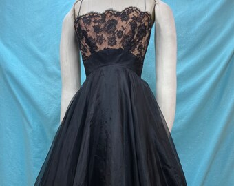 1950s W:24 Lee Claire Vintage Designer LBD VLV dress black nude lace organza spaghetti straps fit and flare dress