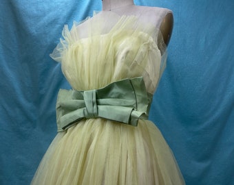 1950s/1960s W:24 Vintage 50s Prom Limoncello Yellow and Green Tulle Corset Dress Cocktail mid century mcm fit and flare dress petite
