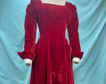 1950s W:24” Red Silk Velvet Fit and Flare Full Swing Dress Long sleeve square neckline hip pockets coctail prom