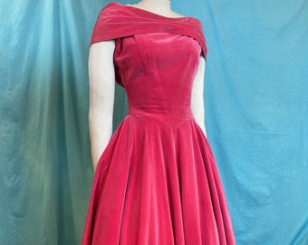 1950s/1960s W:26” Raspberry Pink Cotton Velveteen Fit and Flare Full Swing Dress Bow Vintage Cocktail Party Prom