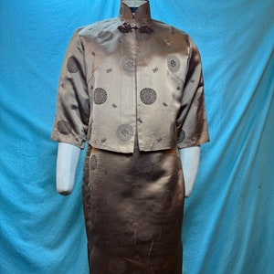 1960s W:33” Vintage 60s dress and jacket set Orient Coffee Brown Silk Jacquard mandarin collar asymmetric closure pencil cheongsam