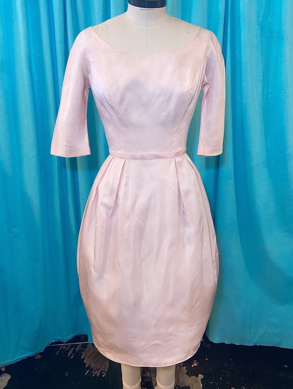 1950s/1960s W:23 pink satin short sleeve scoop ne… - image 2