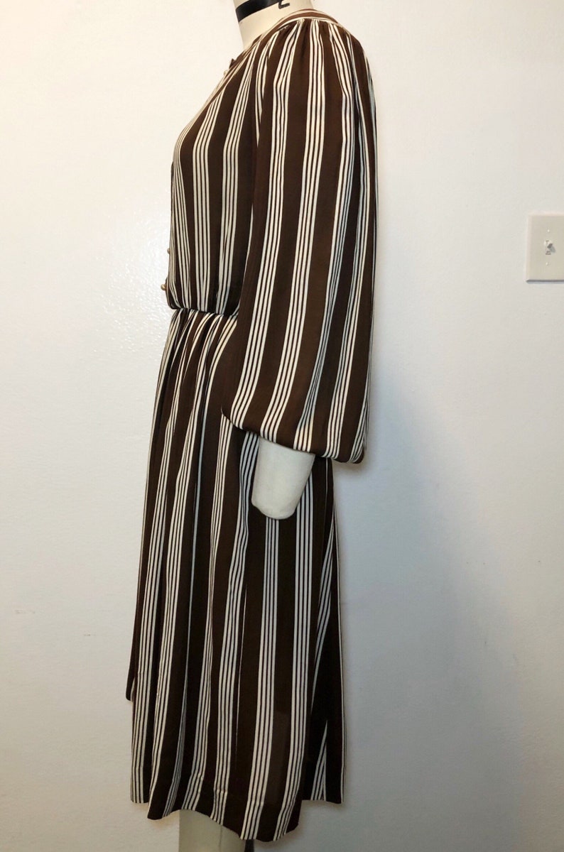 1940s W:30 brown white stripe sheer rayon balloon sleeve dress image 3