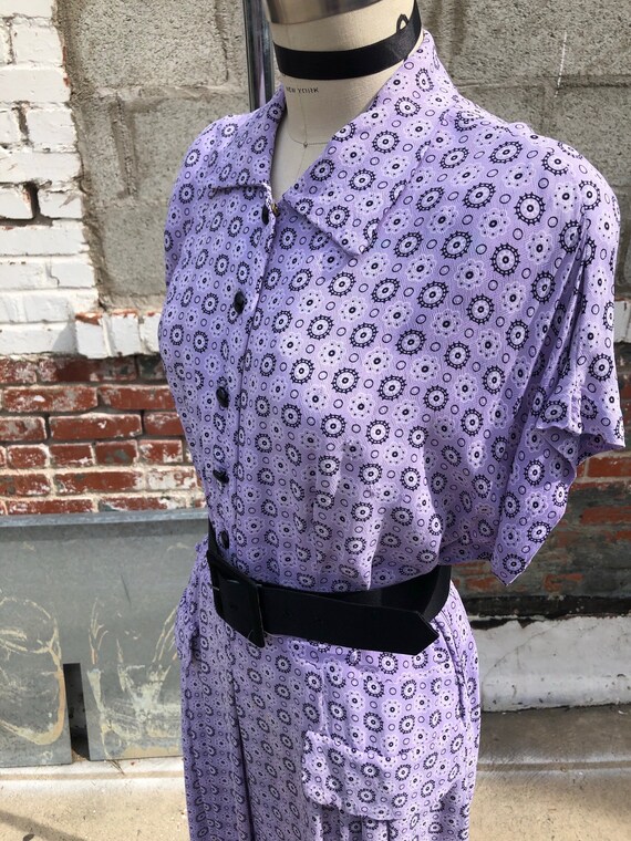 1940s W:35 VOLUP lavender black polka dot floral r