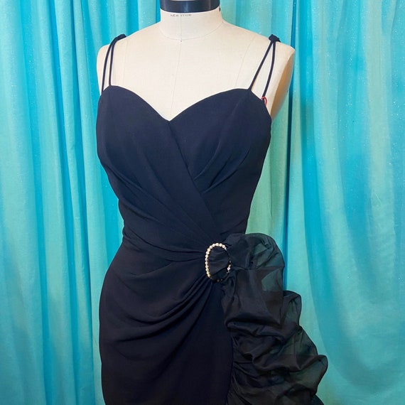 1950s/1960s W:26 LBD black rayon crepe double spa… - image 1