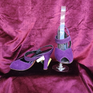 1940s Sz:6 So Bel Purple Suede Strap Peek Toe Leather Sole Heel Pumps