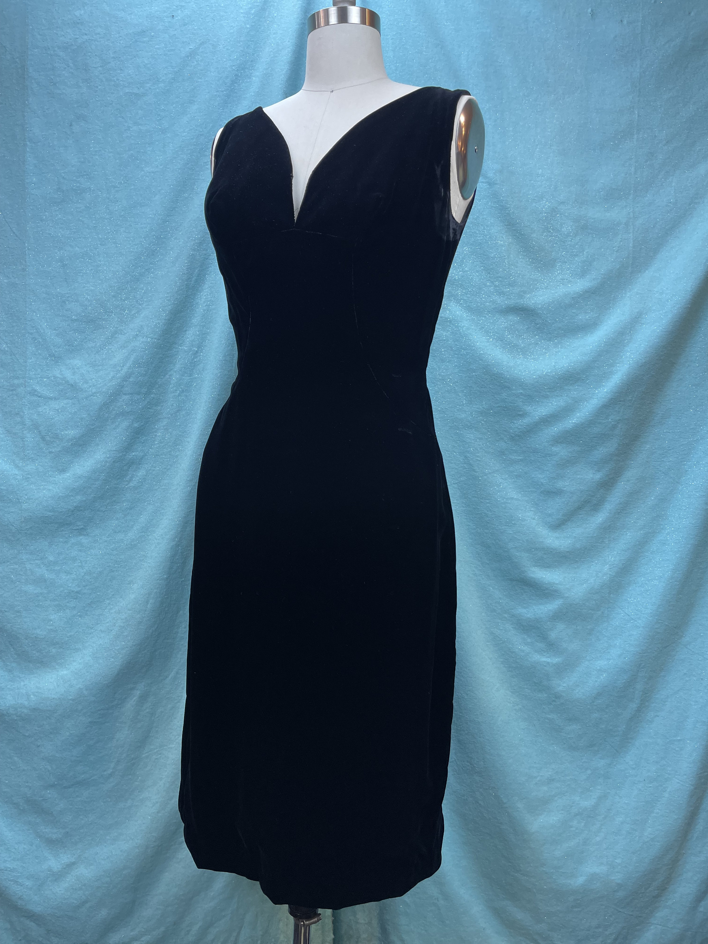 1950s/1960s W:28 vintage 50s 60s mcm LBD little black dress VLV 