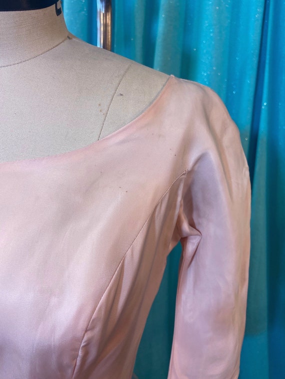 1950s/1960s W:23 pink satin short sleeve scoop ne… - image 6