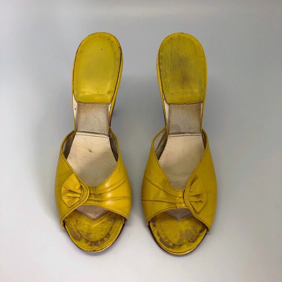 1950s SZ:6.5M yellow leather open toe springolato… - image 2