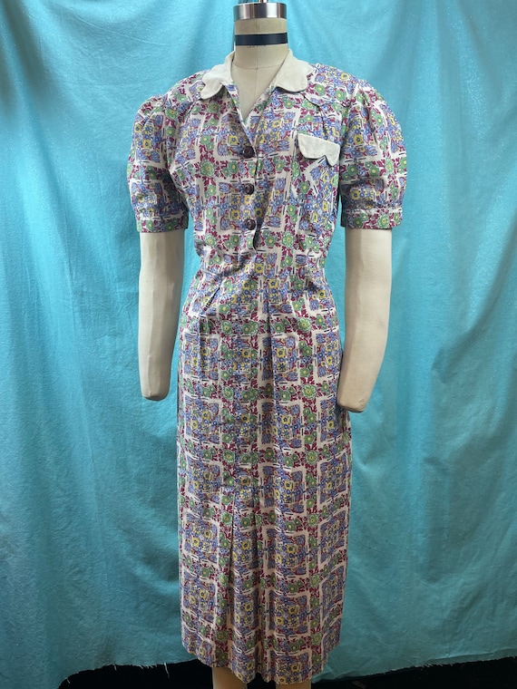 1930s W:33 Cotton Vivid Floral House Dress with wh