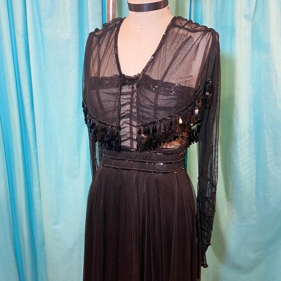 1900s/1910s W:30 Black Silk Tulle Long Sleeve V Neck Gelatin 