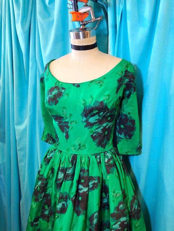 1950s/1960s W:28 Kelly green impressionist floral… - image 1