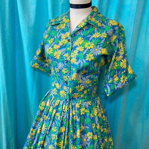 1950s/1960s W:30 green yellow blue floral cotton s