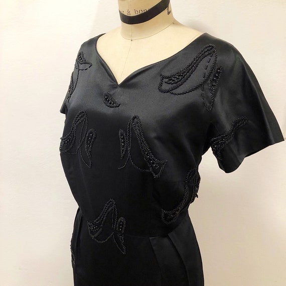 1950s/1960s W:33 VOLUP LBD black silk satin beade… - image 1