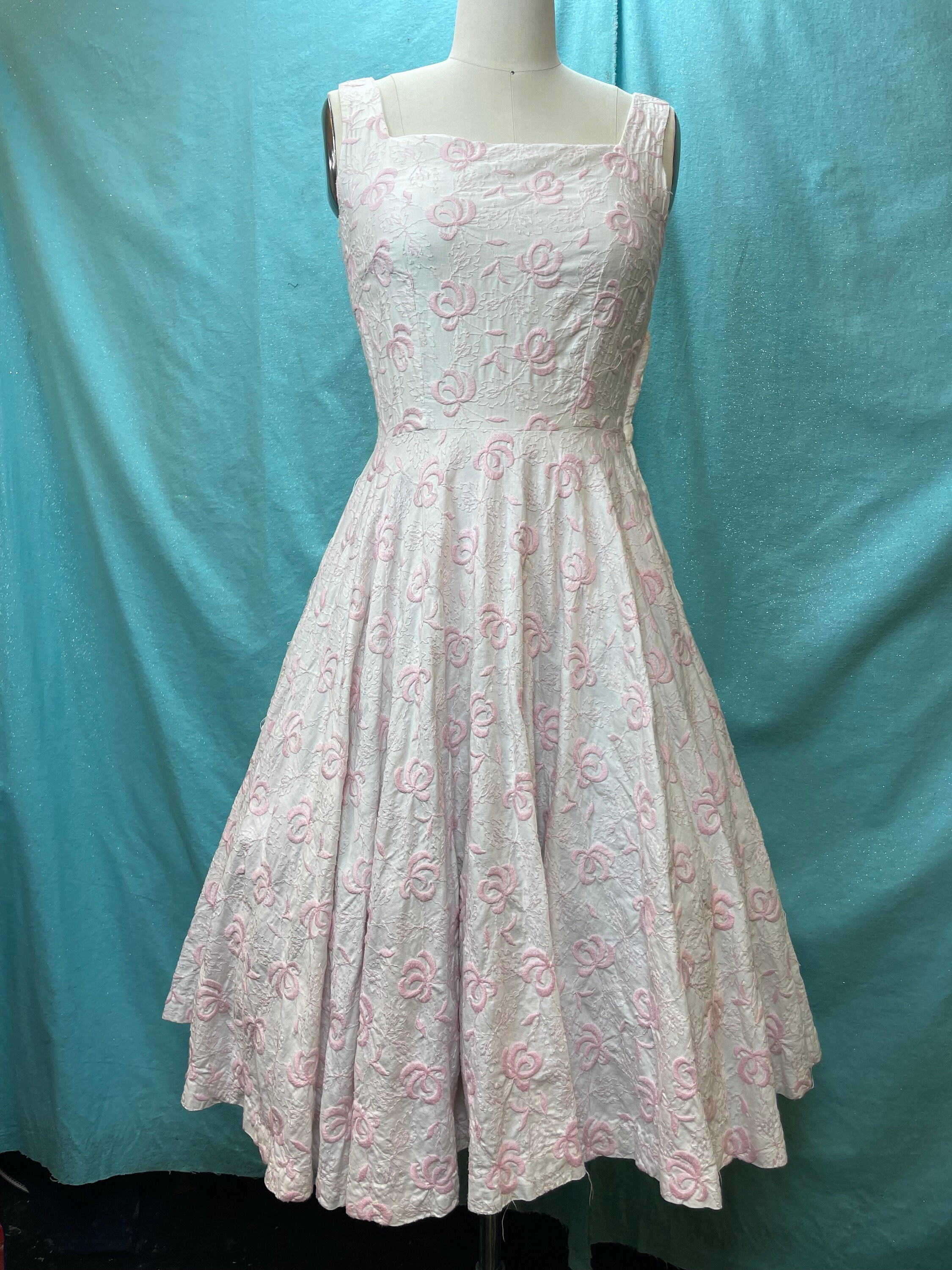 Amazon.com: Wedtrend Women's Black Funeral Dress 1950s Wear