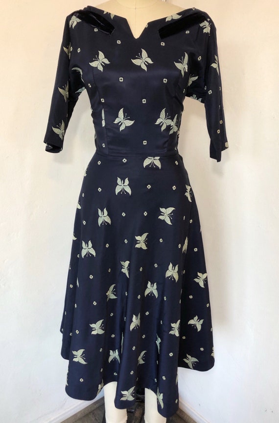 1950s W:26 navy blue embroidered novelty  butterf… - image 2