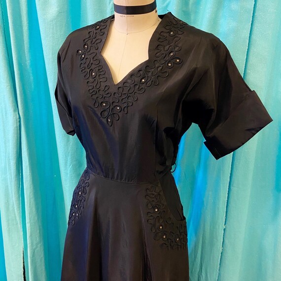 1940s/1950s W:29 black taffeta soutache rhinestone