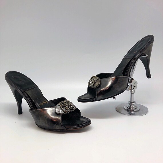 1950s 1960s SZ:8.5 pearlescent grey leather moongl