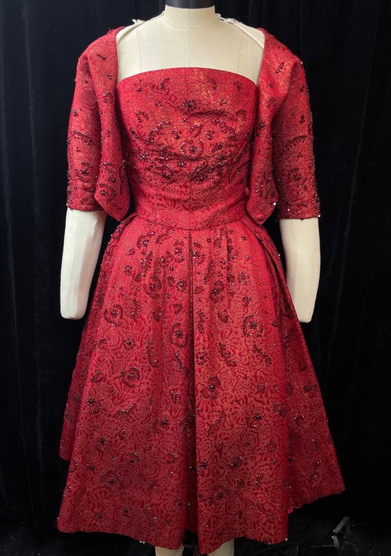 1950s/1960s W:26” Levicka Munchen Semi Couture Gra