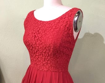 1940s/1950s Sandra Sage red lace bodice pleated silk chiffon skirt sleeveless fit and flare cocktail dress