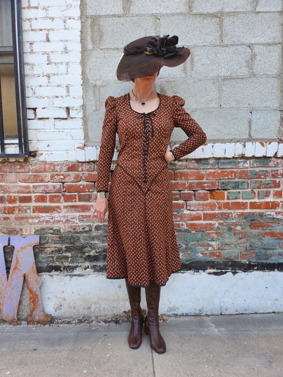 brown daisy dress Daisy (harvest bloom)