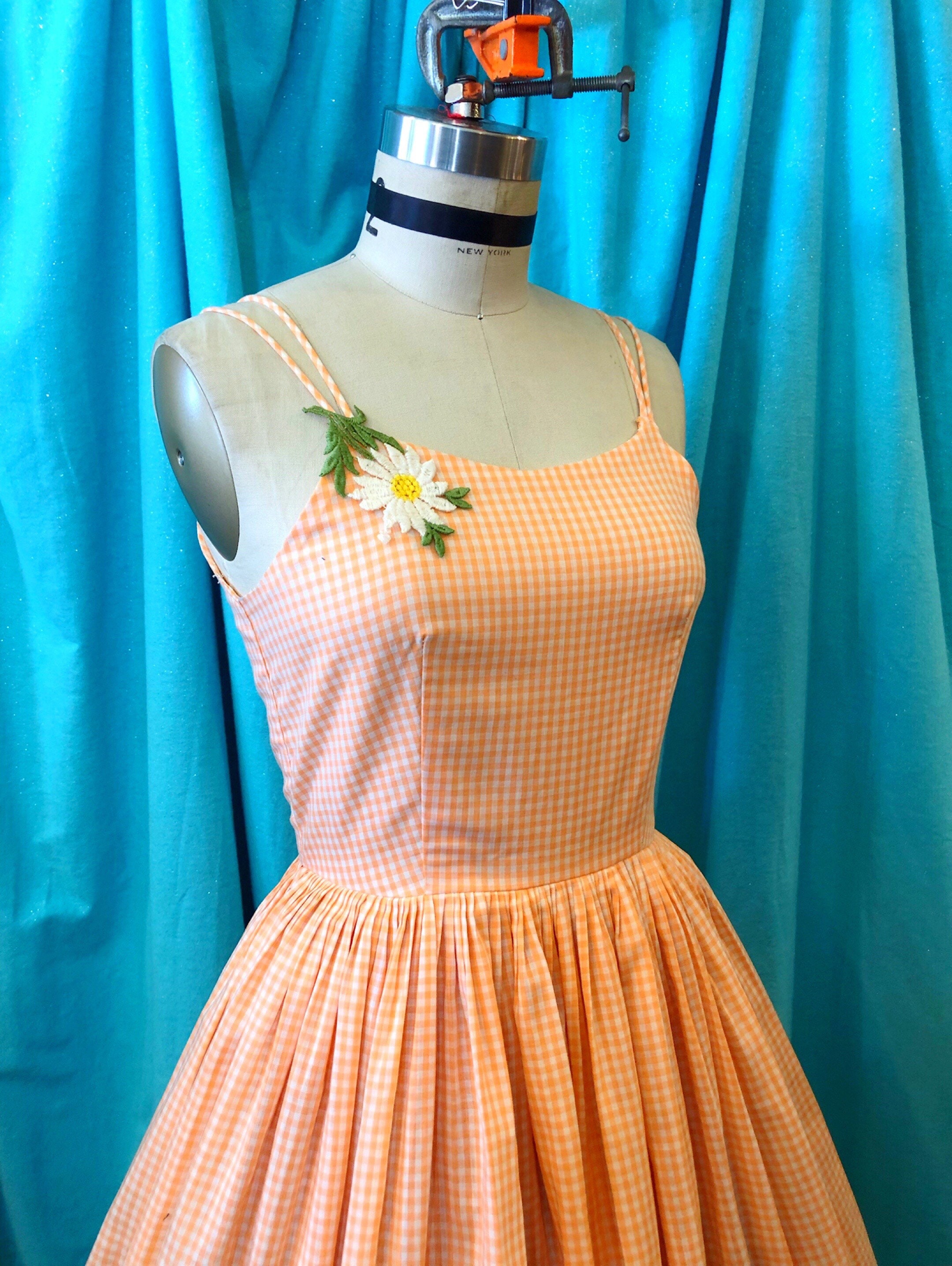 1950s/1960s W:24 Orange White Cotton Gingham Sleeveless