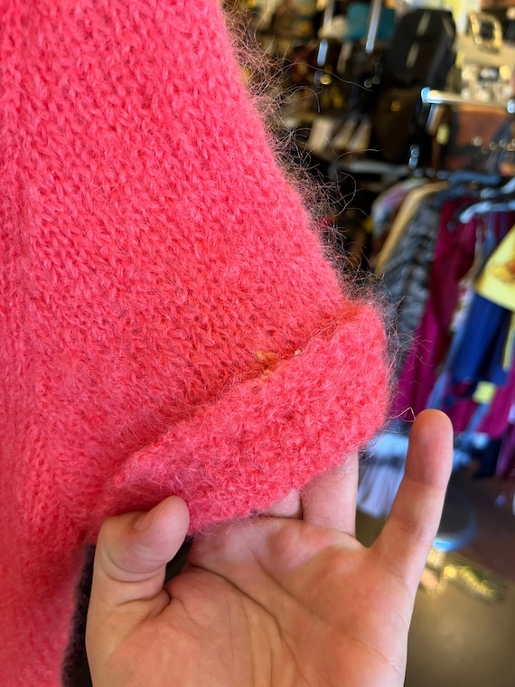 1950s/1960s W:28-34 hot pink fuzzy wool mohair kn… - image 5