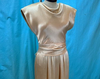 1940s W:26 champagne rayon crepe back satin short sleeve cowl neckline cross over low back tie waist floor length evening gown