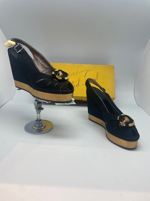 1930’s/1940’s SZ:5M TED SAVAL Black suede gold le… - image 1