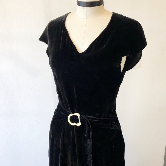 1920s/1930s SZ:S LBD black silk velvet bias cut ju