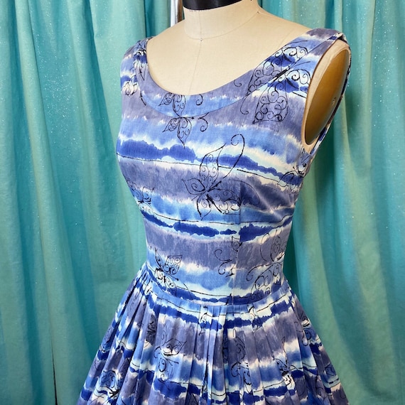 1950s/1960s W:26 JONATHAN LOGAN blue white black … - image 1