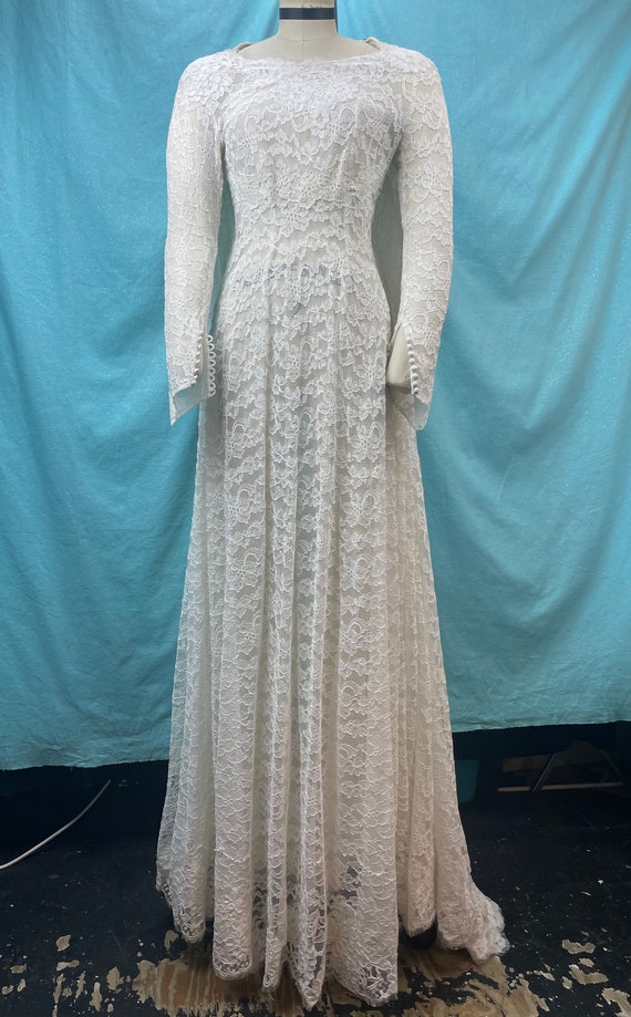 1960s W:29 60s all lace trapeze train wedding dre… - image 4