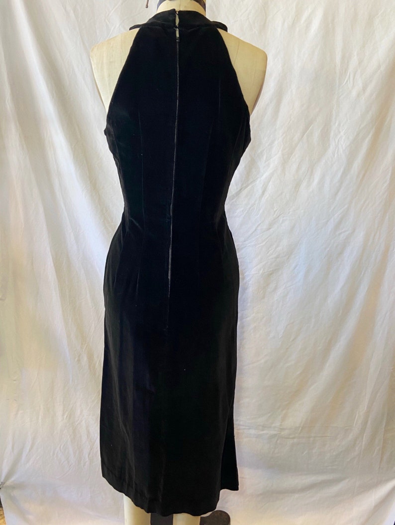 1950s1960s W:28 LBD black velveteen rhinestone cage neckline halter pencil wiggle dress