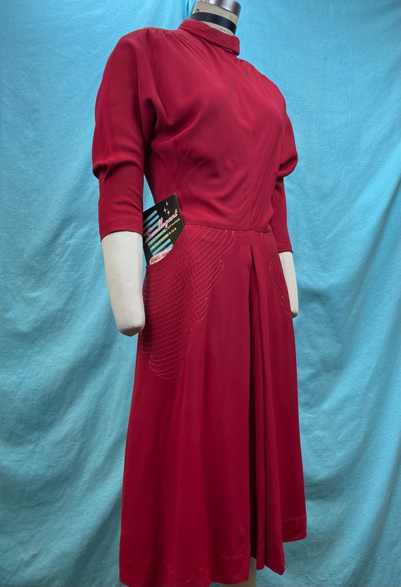 1940s W:26” R&K Vintage 40s bright red rayon crepe