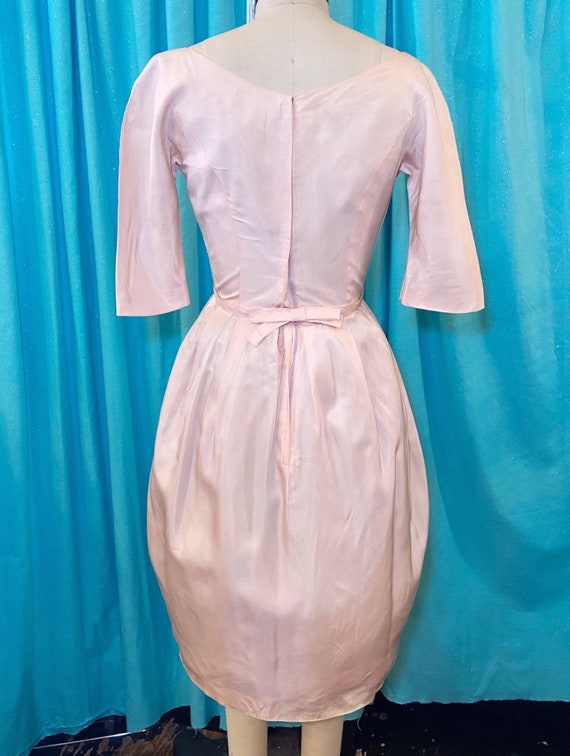 1950s/1960s W:23 pink satin short sleeve scoop ne… - image 4