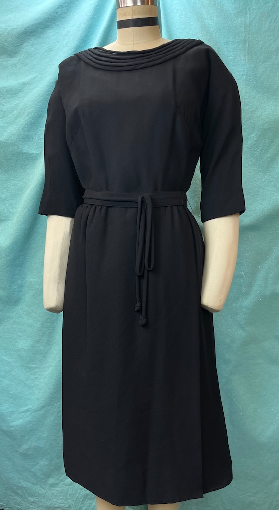 1950s/1960s W:28 R&K Originals LBD black synthetic