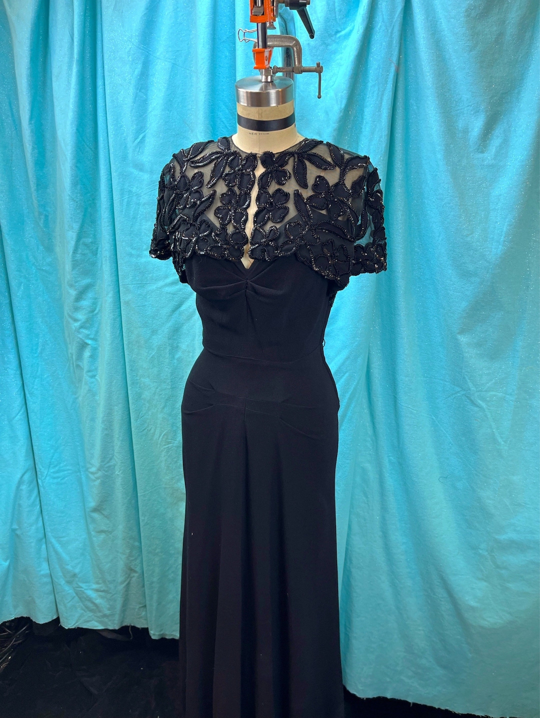 1940s Black Cutout Neckline Tulip Print Dress | S/M main image 1
